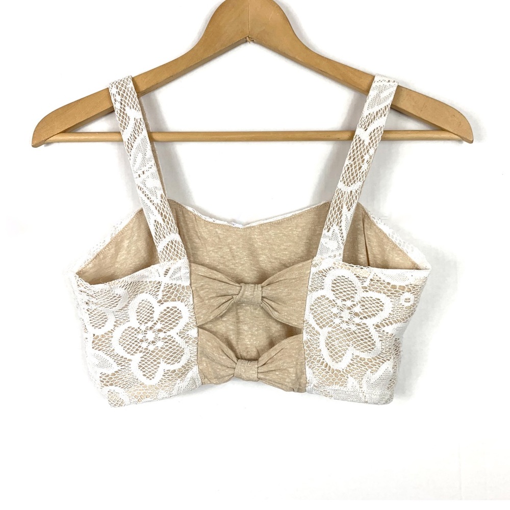 NWOT Tan Back Cutout Floral Lace Bra Crop Top